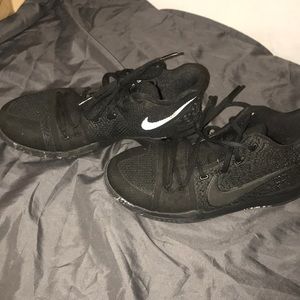 Nike Basketball Shoes (Kyrie 4’s)